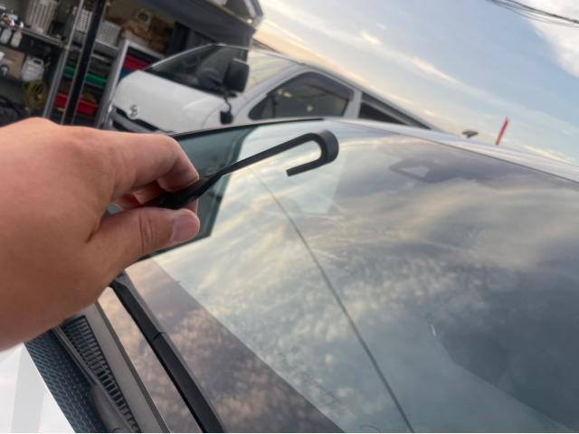 トヨタ 50系プリウス 納車前点検 オイル エレメント ワイパーゴム エアコンフィルター 交換 ZVW51 岡山市東区