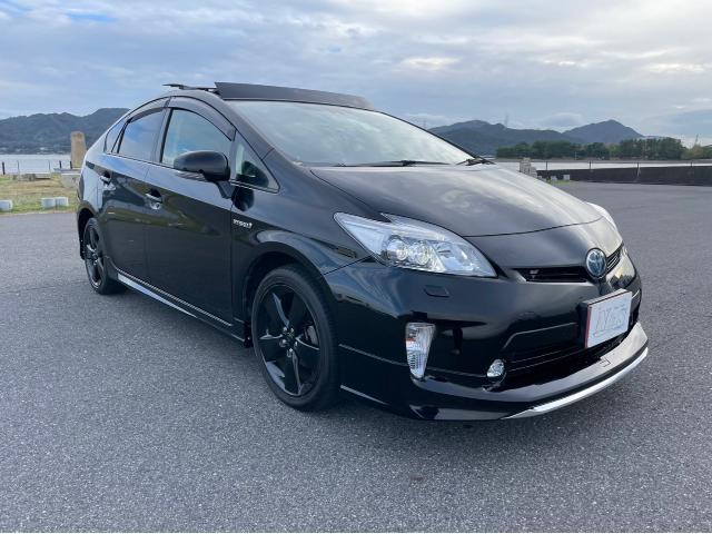 トヨタ 30系プリウス  ドレスアップ フルエアロ取付 ZVW30 岡山市東区