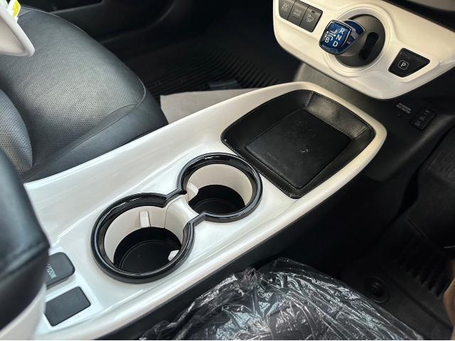 トヨタ 50系プリウス  ドリンクホルダーLED 取付 ZVW55 岡山市東区