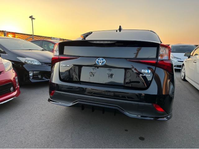 トヨタ 50系プリウス リアエアロ  交換 ZVW55 岡山市東区