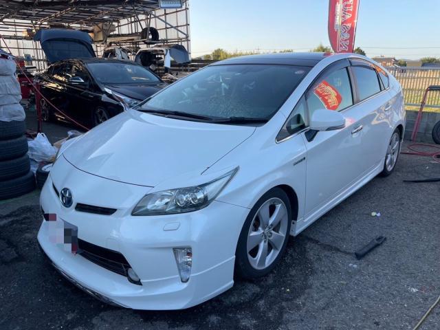 トヨタ 30系プリウス  ナビ交換 取付 ZVW30 岡山市東区