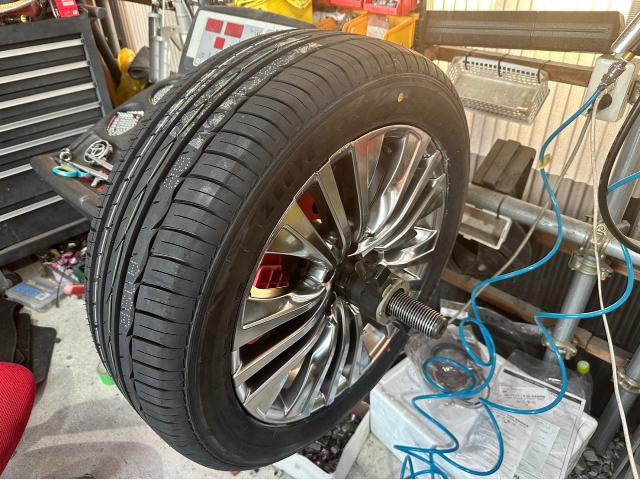 トヨタ ハリアー タイヤ交換 MXUA80 岡山市東区