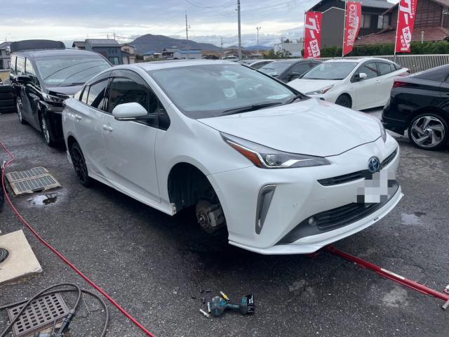 トヨタ 50系プリウス 18inホイール 組替え 交換 ZVW55 岡山市東区