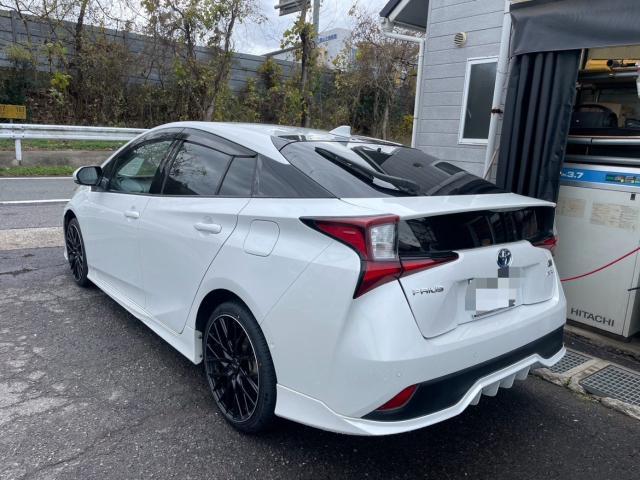 トヨタ 50系プリウス 18inホイール 組替え 交換 ZVW55 岡山市東区