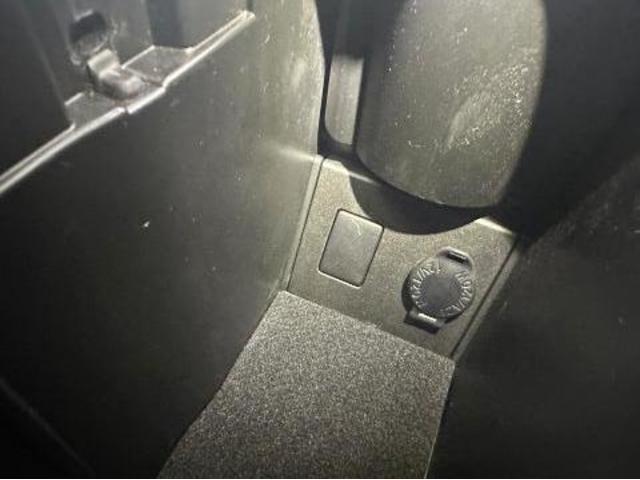 トヨタ 30系プリウス  USB&HDMI入力ハーネス取り付け ZVW30 岡山市東区