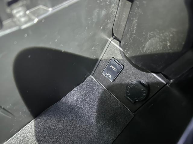 トヨタ 30系プリウス  USB&HDMI入力ハーネス取り付け ZVW30 岡山市東区