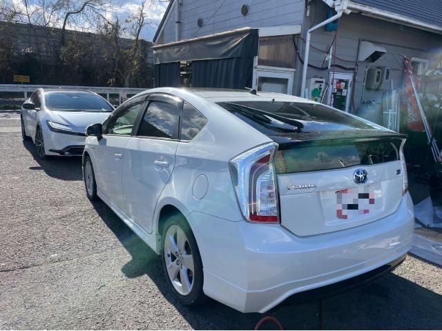 トヨタ 30系プリウス  フルエアロ取付 ZVW30 岡山市東区