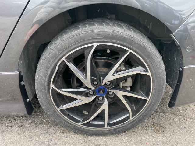 トヨタ 50系プリウス  ホイール交換 ZVW51 岡山市東区