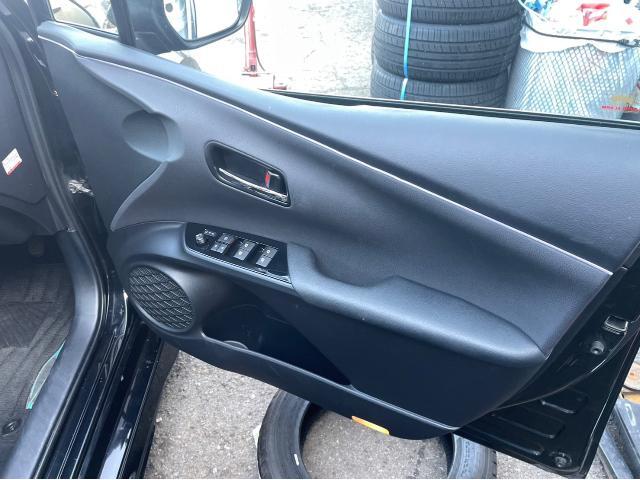 トヨタ 50系プリウス  アンビエントライト取付 ZVW51 岡山市東区