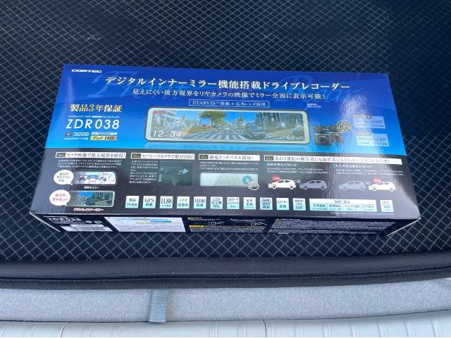 トヨタ 30系プリウス  ルームミラー型前後ドラレコ取付
HDMIミラーリングキット取付 ZVW30 岡山市東区