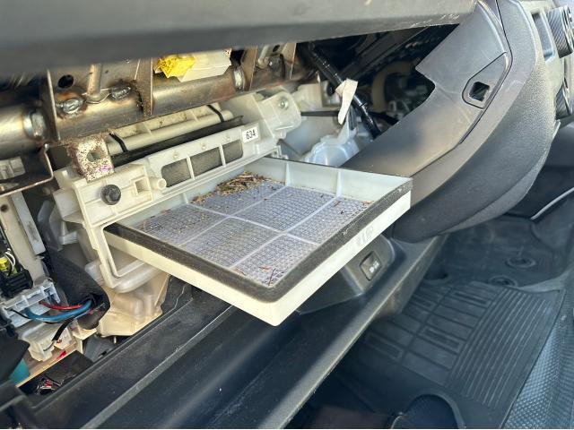 トヨタ ハイエースバンロングボディー 納車前点検 KDH201V 岡山市東区