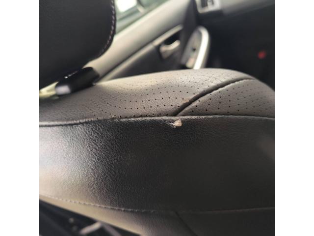 トヨタ 30系プリウス レザーシートリペア ZVW30 岡山市東区