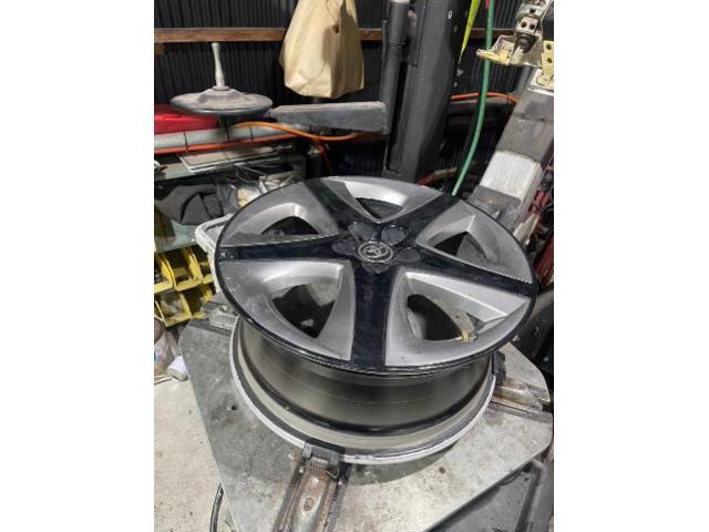 トヨタ 50系プリウス  タイヤ交換 ZVW51 岡山市東区