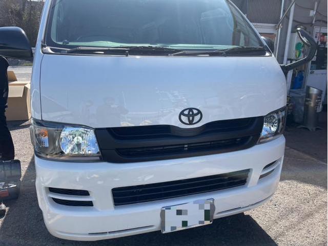 トヨタ　ハイエースバン　シーケンシャルウインカー付きヘッドライト LEDヘッドライトバルブ アルファホーン 取付　TRH200V 岡山市東区