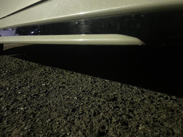 トヨタ 50系プリウス  サイドステップ交換 ZVW55 岡山市東区