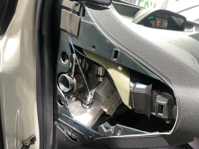 トヨタ　プリウス　アンビエントライト 取付　ZVW51　岡山市東区