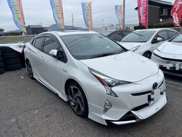トヨタ　プリウス　ドレスアップ MODELLISTAフルエアロ取付　18inホイール取付　ZVW51　岡山市東区