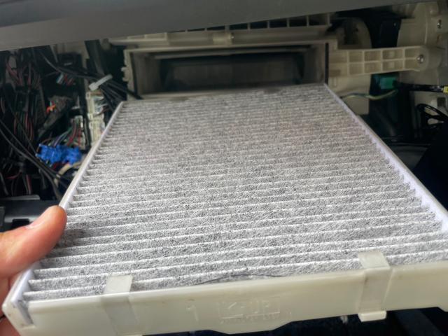 トヨタ　プリウス　納車前点検　ZVW51　岡山市東区