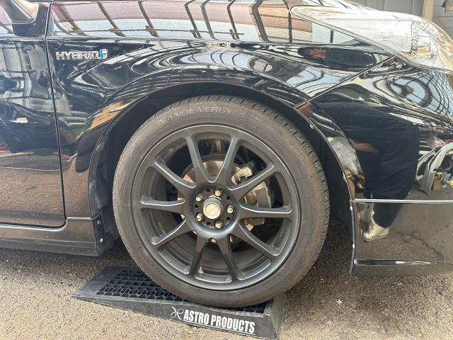 トヨタ 30系プリウス  車高調整 四輪アライメント測定  ZVW30 岡山市東区