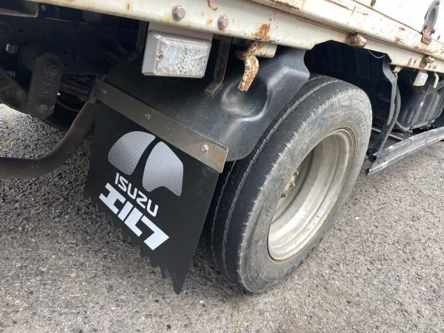 いすゞ　エルフ　左ドアミラー　後輪泥避け左右　交換　KK-NKRT1LAR