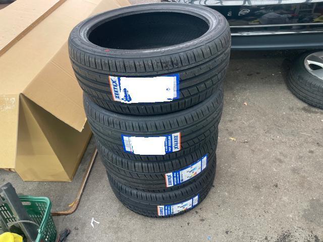 トヨタ 30系プリウス  タイヤ交換 ZVW30 岡山市東区