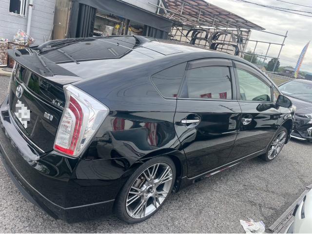 トヨタ 30系プリウス  タイヤ交換 ZVW30 岡山市東区