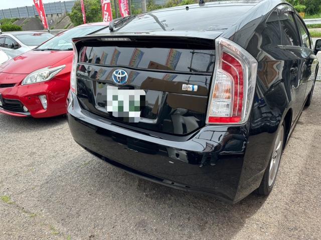 トヨタ 30系プリウス  リアバンパー交換　ZVW30 岡山市東区