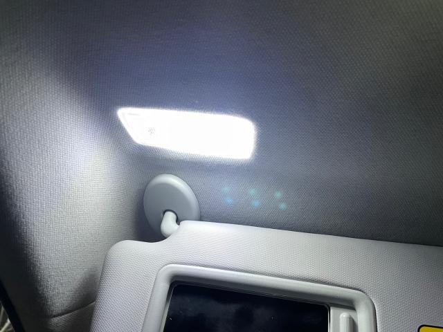 トヨタ 50系プリウス  ホーン、LEDルームランプ、LEDバニティランプ、LEDラゲッジランプ、LEDバックランプ　交換 ZVW51 岡山市東区