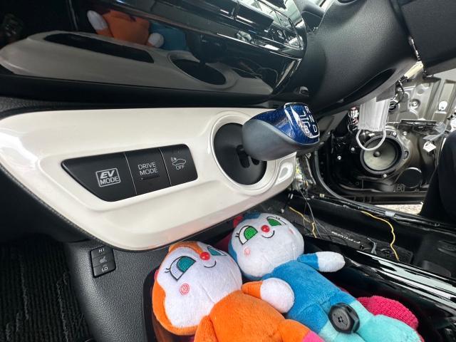 トヨタ 50系プリウス　シフトイルミネーション  取付 ZVW55 岡山市東区