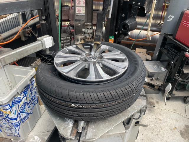 ホンダ　フリード　タイヤ交換 オイル、エレメント交換　GB3　岡山市東区