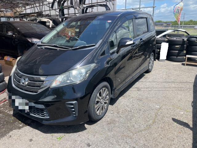 ホンダ　フリード　タイヤ交換 オイル、エレメント交換　GB3　岡山市東区