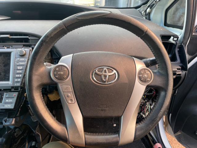 トヨタ 30系プリウス ステアリング 交換 ZVW30 岡山市東区
