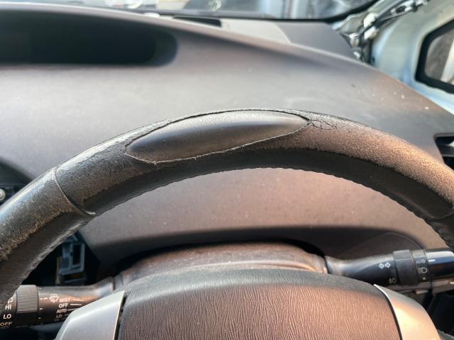 トヨタ 30系プリウス ステアリング 交換 ZVW30 岡山市東区