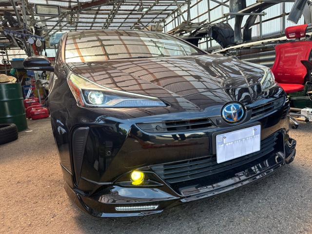 トヨタ　50系プリウス　ヴェレーノ LEDフォグイエロー　取付　ZVW55