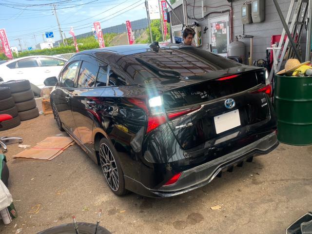 トヨタ　50系プリウス　LEDバックランプ、LEDルームランプ、交換　ZVW55