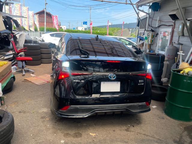 トヨタ　50系プリウス　LEDバックランプ、LEDルームランプ、交換　ZVW55