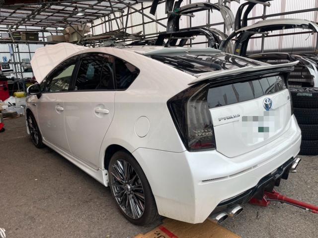 トヨタ 30系プリウス 車高調→純正サス 交換 ZVW30 岡山市東区 トヨタ 30系プリウス 車高調→純正サス 交換 ZVW30 岡山市東区
