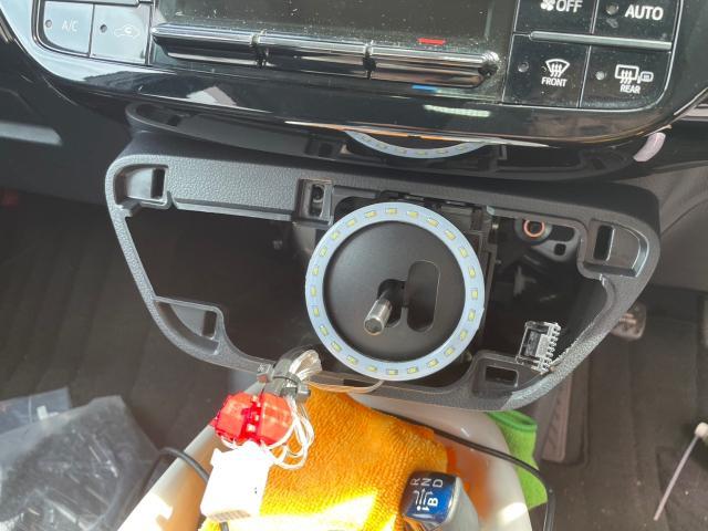 トヨタ 50系プリウス  LEDナンバー灯 交換　シフトイルミネーション 取付 ZVW51　岡山市東区