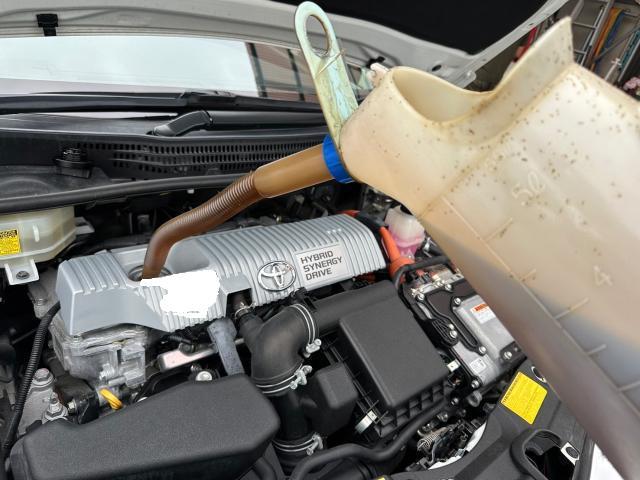 トヨタ　30プリウス　納車前点検　ZVW30　岡山市東区