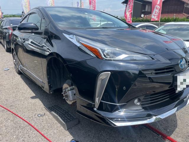 トヨタ　50プリウス　オイル、エレメント、ワイパーゴム交換　タイヤ交換　ZVW51 岡山市東区