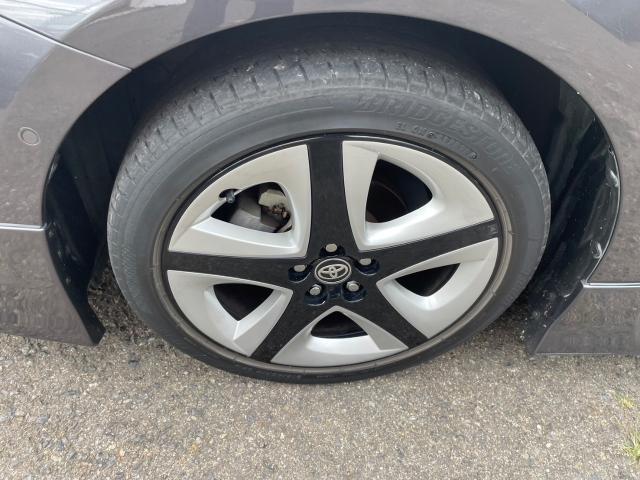 トヨタ　50系プリウス 　タイヤ交換　ZVW55　岡山市東区