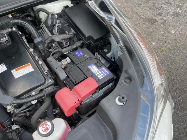 トヨタ　50系プリウス 　補機バッテリー交換　ZVW51　岡山市東区