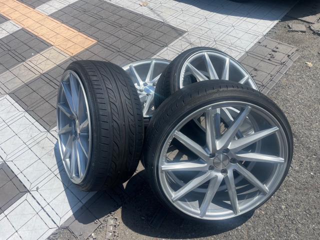 トヨタ　50系プリウス 　19inホイール交換　ZVW51　岡山市東区