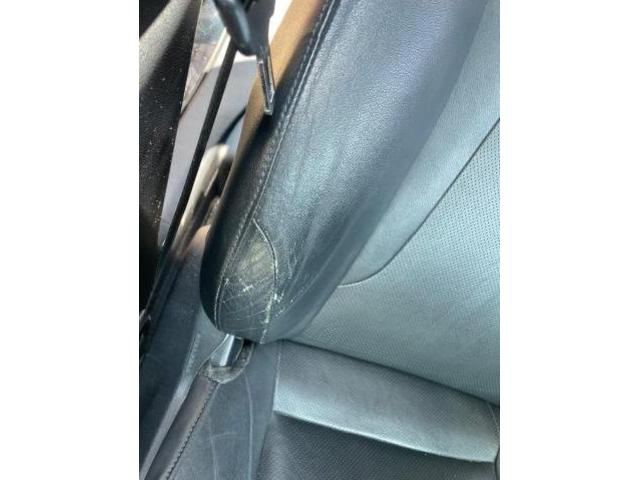 トヨタ　50系プリウス　本革シートリペア　ZVW55　岡山市東区