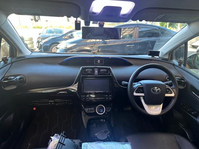 トヨタ 50系プリウス  アンビエントライト取付 ZVW51　岡山市東区