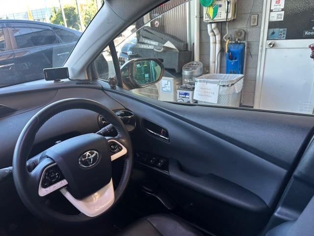 トヨタ 50系プリウス  アンビエントライト取付 ZVW51　岡山市東区