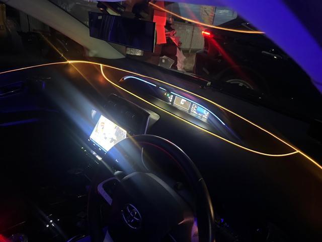 トヨタ 50系プリウス  アンビエントライト取付 ZVW51　岡山市東区