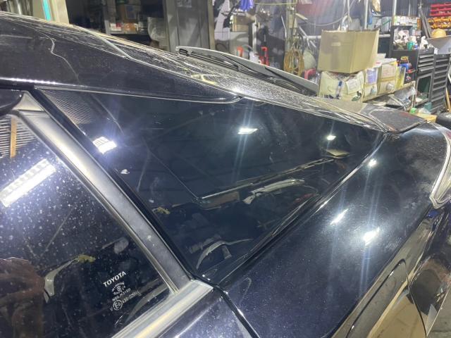 トヨタ　50系プリウス　納車前点検　Cピラー交換　ZVW51　岡山市東区
