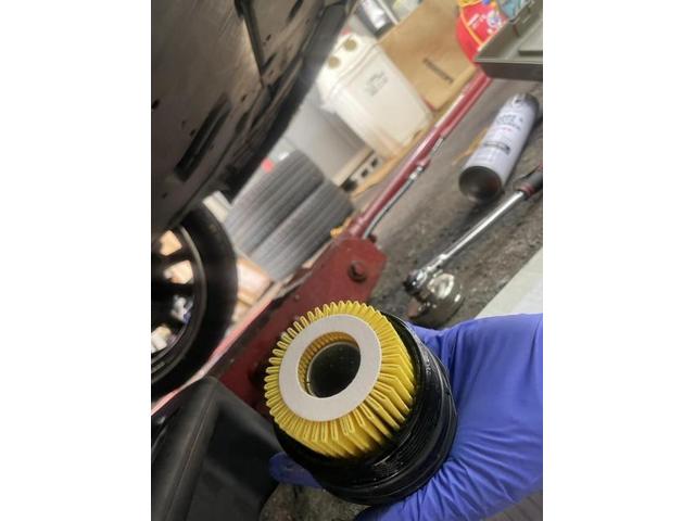 トヨタ　30プリウス　オイル、エレメント　交換　Z VW30 岡山東区