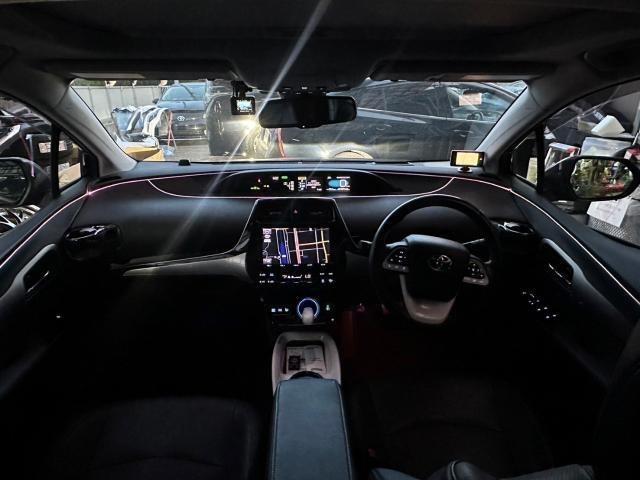 トヨタ 50系プリウス  アンビエントライト取付　ZVW51　岡山市東区